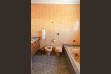 Casa à venda com 530m², 4 quartos e 6 vagasBanheiro