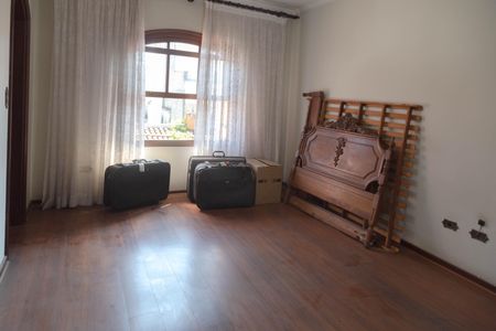 Casa à venda com 530m², 4 quartos e 6 vagasQuarto 2