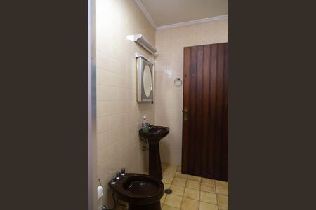 Casa à venda com 530m², 4 quartos e 6 vagasBanheiro