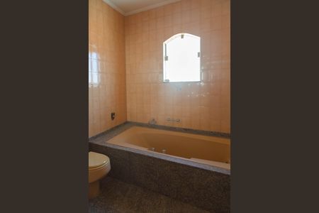 Casa à venda com 530m², 4 quartos e 6 vagasBanheiro