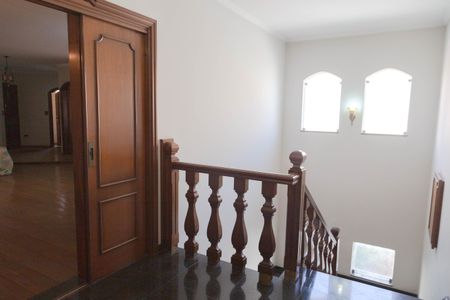 Casa à venda com 530m², 4 quartos e 6 vagasHall