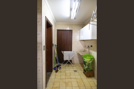 Casa à venda com 530m², 4 quartos e 6 vagasÁrea de Serviço