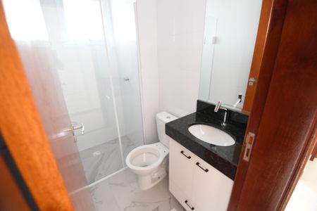 Apartamento para alugar com 55m², 2 quartos e 1 vagaBanheiro 2
