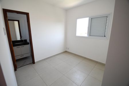 Apartamento para alugar com 55m², 2 quartos e 1 vagaQuarto 2 - Suíte