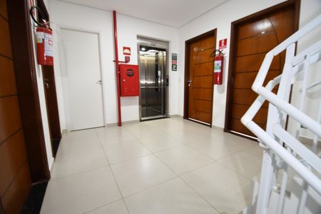 Apartamento para alugar com 55m², 2 quartos e 1 vagaHall de entrada
