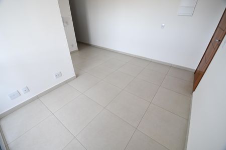 Apartamento para alugar com 55m², 2 quartos e 1 vagaSala