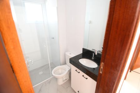 Apartamento para alugar com 55m², 2 quartos e 1 vagaBanheiro 2