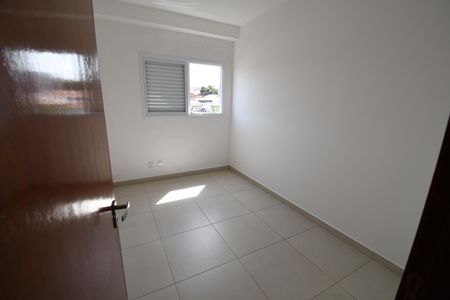 Apartamento para alugar com 55m², 2 quartos e 1 vagaQuarto 1