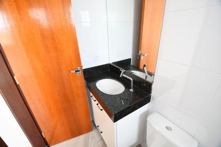 Apartamento para alugar com 55m², 2 quartos e 1 vagaBanheiro 1