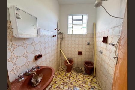 Casa à venda com 150m², 3 quartos e sem vagaBanheiro