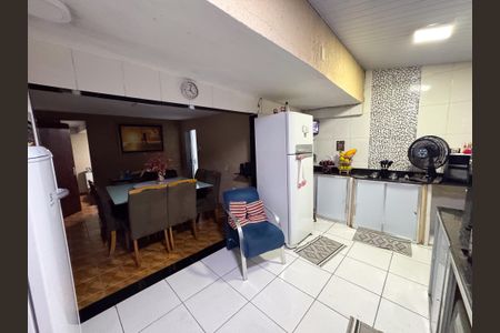Casa à venda com 150m², 3 quartos e sem vagaCasa 2 - Cozinha