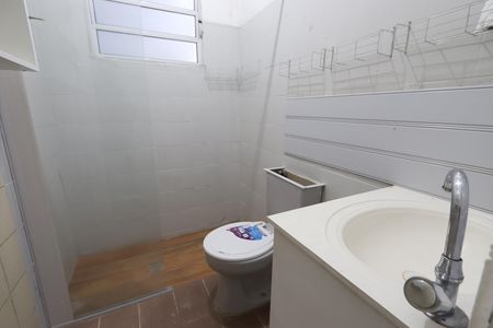 Casa para alugar com 42m², 1 quarto e sem vagaBanheiro