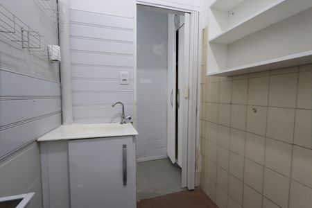 Casa para alugar com 42m², 1 quarto e sem vagaBanheiro