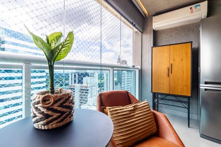 Apartamento à venda com 44m², 1 quarto e 1 vaga Apartamento à venda com 44m², 1 quarto e 1 vagaVaranda