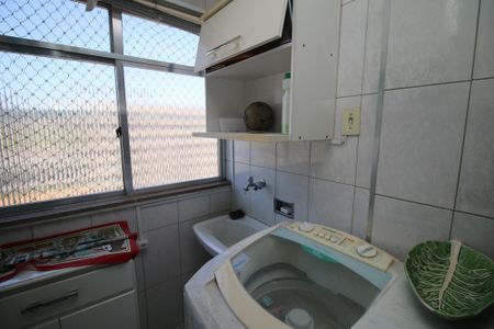 Apartamento para alugar com 60m², 2 quartos e 1 vagaÁrea de Serviço