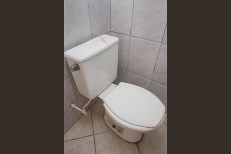 Casa à venda com 167m², 4 quartos e 4 vagas Casa à venda com 167m², 4 quartos e 4 vagasBanheiro de Serviço