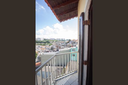 Casa à venda com 167m², 4 quartos e 4 vagas Casa à venda com 167m², 4 quartos e 4 vagasVaranda Quarto 1