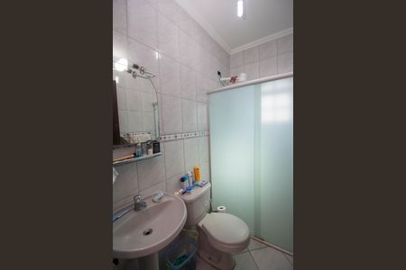 Casa à venda com 167m², 4 quartos e 4 vagas Casa à venda com 167m², 4 quartos e 4 vagasBanheiro