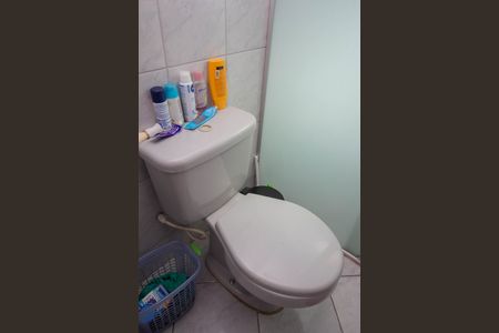 Casa à venda com 167m², 4 quartos e 4 vagas Casa à venda com 167m², 4 quartos e 4 vagasBanheiro