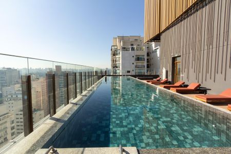 Studio à venda com 27m², 1 quarto e sem vagaÁrea comum - Piscina