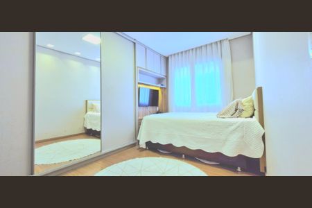 Casa de condomínio à venda com 265m², 5 quartos e 4 vagasQuarto 3