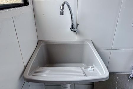 Apartamento à venda com 58m², 3 quartos e 1 vagaÁrea de Serviço