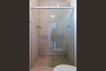 Casa à venda com 250m², 1 quarto e 2 vagas Casa à venda com 250m², 1 quarto e 2 vagasBanheiro