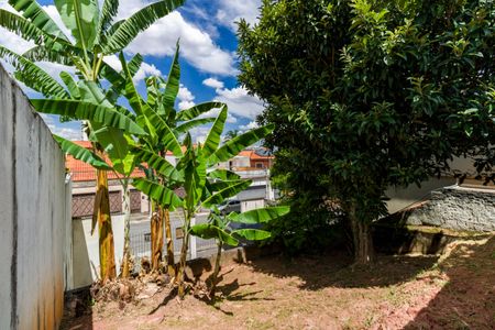 Casa à venda com 250m², 1 quarto e 2 vagas Casa à venda com 250m², 1 quarto e 2 vagasÁrea comum