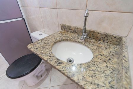 Apartamento para alugar com 57m², 2 quartos e 1 vaga Apartamento para alugar com 57m², 2 quartos e 1 vagaBanheiro do Quarto 2