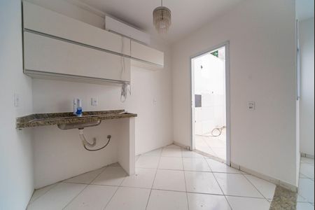 Apartamento para alugar com 57m², 2 quartos e 1 vaga Apartamento para alugar com 57m², 2 quartos e 1 vagaCozinha
