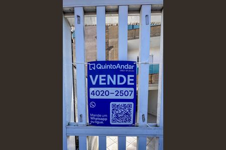 Apartamento para alugar com 57m², 2 quartos e 1 vaga Apartamento para alugar com 57m², 2 quartos e 1 vagaPlaca Banner Instalada na Fachada