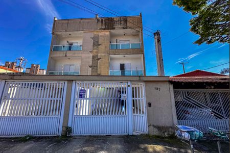 Apartamento para alugar com 57m², 2 quartos e 1 vaga Apartamento para alugar com 57m², 2 quartos e 1 vagaFachada
