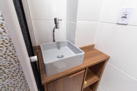 Apartamento para alugar com 38m², 2 quartos e sem vaga Apartamento para alugar com 38m², 2 quartos e sem vagaBanheiro