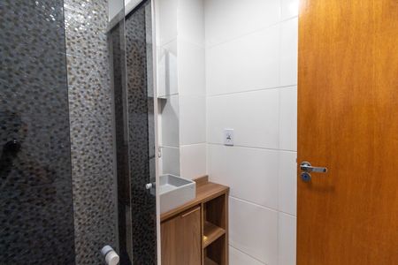 Apartamento para alugar com 38m², 2 quartos e sem vaga Apartamento para alugar com 38m², 2 quartos e sem vagaBanheiro