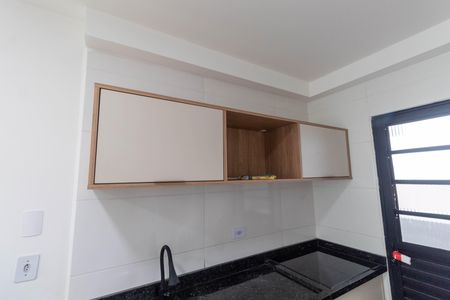 Apartamento para alugar com 38m², 2 quartos e sem vaga Apartamento para alugar com 38m², 2 quartos e sem vagaCozinha - Armários