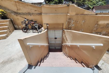 Apartamento para alugar com 40m², 1 quarto e sem vaga Apartamento para alugar com 40m², 1 quarto e sem vagaEntrada