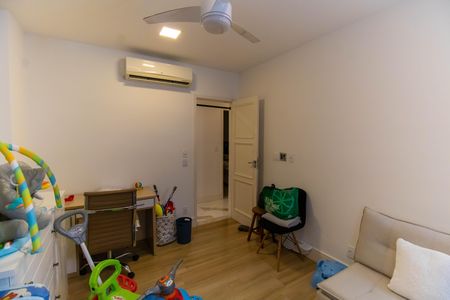 Apartamento à venda com 100m², 3 quartos e 1 vagaQuarto 1