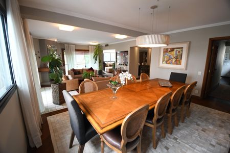 Apartamento à venda com 306m², 4 quartos e 3 vagasSala