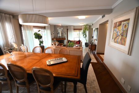 Apartamento à venda com 306m², 4 quartos e 3 vagasSala