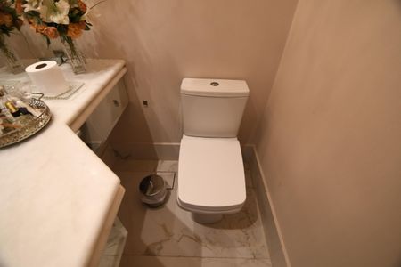 Apartamento à venda com 306m², 4 quartos e 3 vagasLavabo