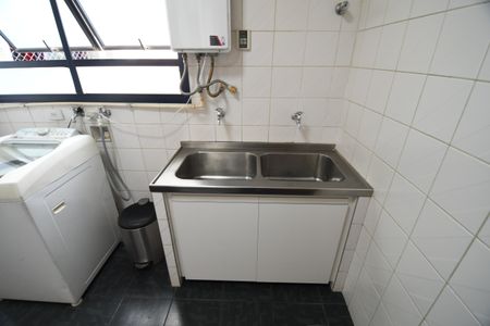 Apartamento à venda com 306m², 4 quartos e 3 vagasÁrea de Serviço