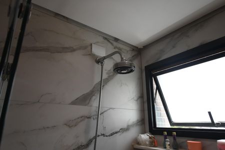 Apartamento à venda com 306m², 4 quartos e 3 vagasBanheiro 1