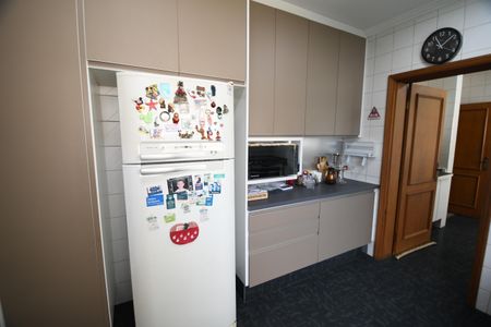 Apartamento à venda com 306m², 4 quartos e 3 vagasCozinha