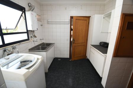 Apartamento à venda com 306m², 4 quartos e 3 vagasÁrea de Serviço