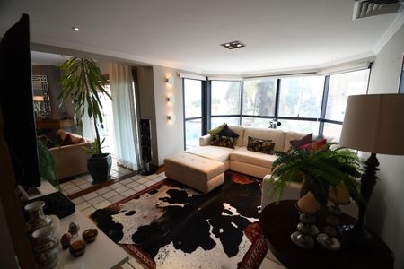 Apartamento à venda com 306m², 4 quartos e 3 vagasSala TV