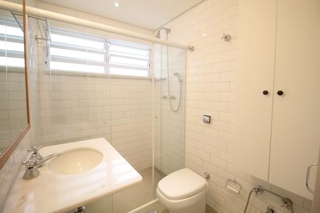 Apartamento à venda com 112m², 3 quartos e 1 vaga Apartamento à venda com 112m², 3 quartos e 1 vagaBanheiro Suíte