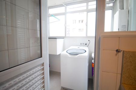 Apartamento à venda com 112m², 3 quartos e 1 vaga Apartamento à venda com 112m², 3 quartos e 1 vagaÁrea de Serviço