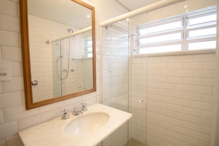 Apartamento à venda com 112m², 3 quartos e 1 vaga Apartamento à venda com 112m², 3 quartos e 1 vagaBanheiro Suíte