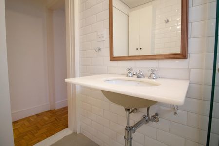 Apartamento à venda com 112m², 3 quartos e 1 vaga Apartamento à venda com 112m², 3 quartos e 1 vagaBanheiro Suíte