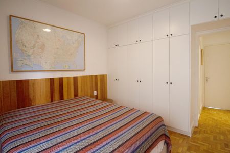 Apartamento à venda com 112m², 3 quartos e 1 vaga Apartamento à venda com 112m², 3 quartos e 1 vagaSuíte